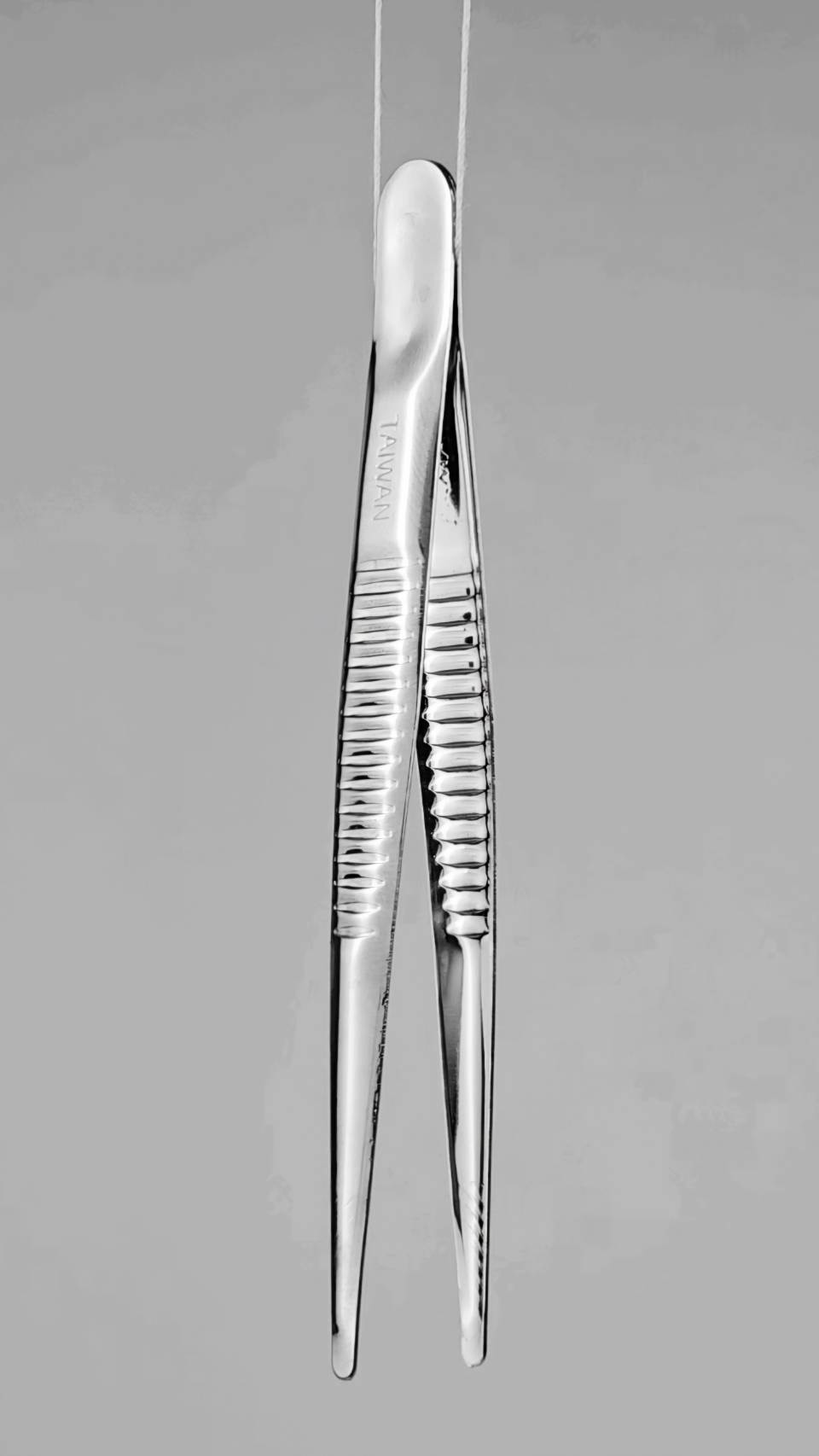 Disposable Thumb Forceps Metal 4